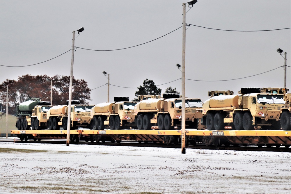 Engineer company Soldiers unload vehicles, equipment from railcars following 2019 Operation Resolute Castle deployment