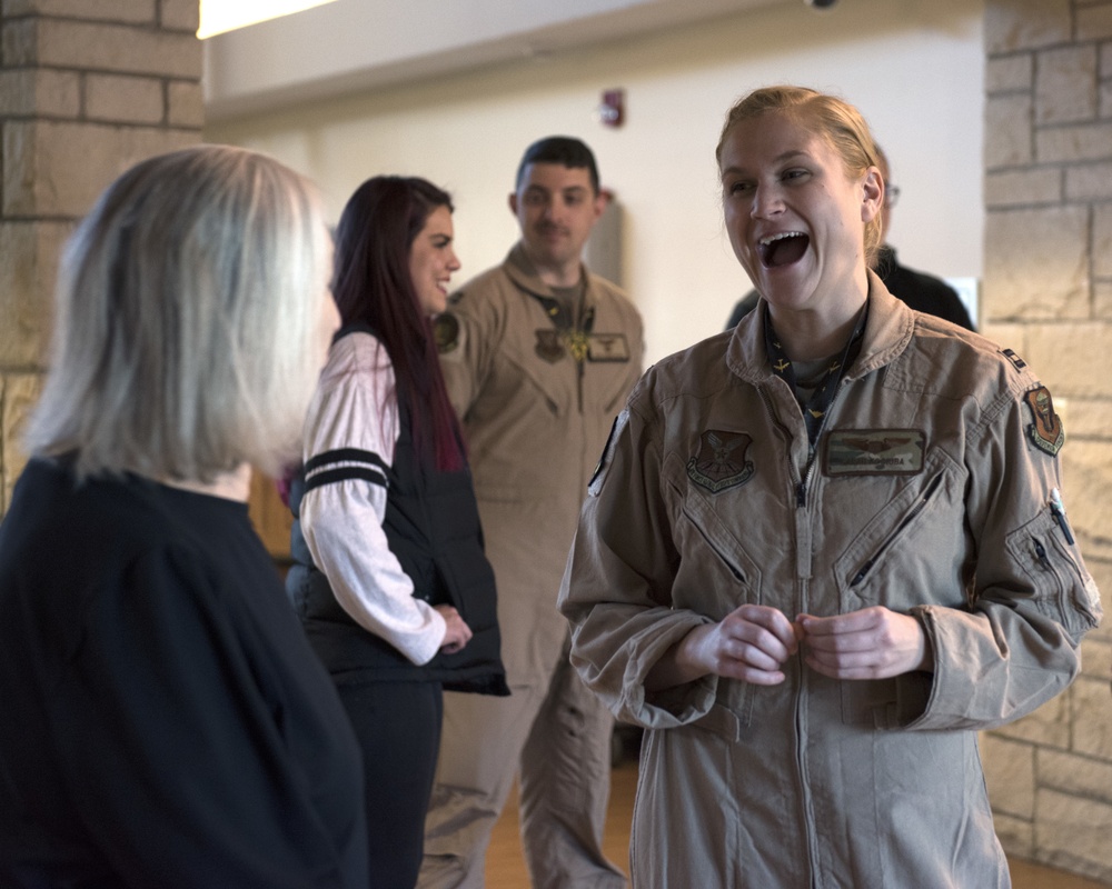 B-2 Pilots visits Missouri Veterans Home, Warrensburg