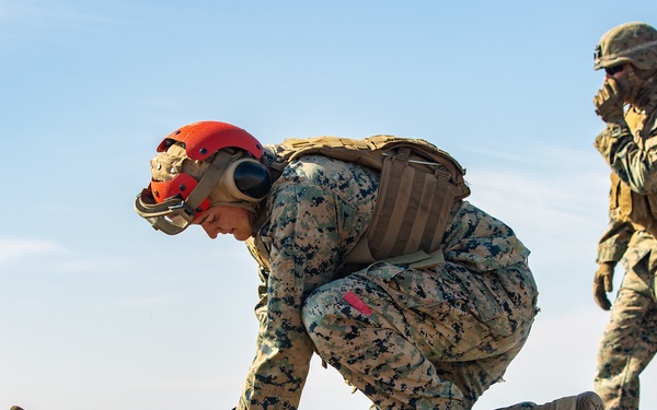 1st TSB Marines prepare bridge for external lift