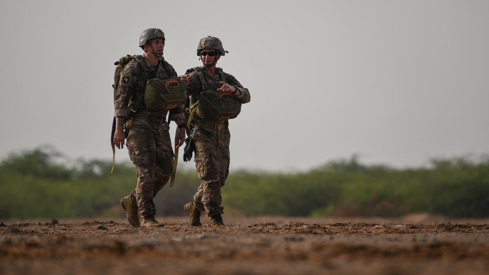 U.S. Service Members Earn Their French Jump Wings in Africa