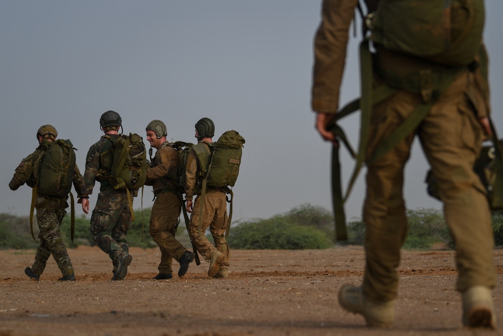 U.S. Service Members Earn Their French Jump Wings in Africa