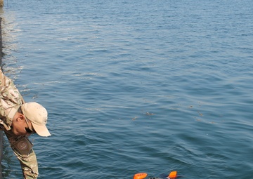 EOD Mobile Unit One Conducts Expeditionary Mine Countermeasures Training with the Republic of Korea’s Navy Special Warfare Flotilla