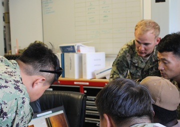 EOD Mobile Unit One Conducts Expeditionary Mine Countermeasures Training with the Republic of Korea’s Navy Special Warfare Flotilla