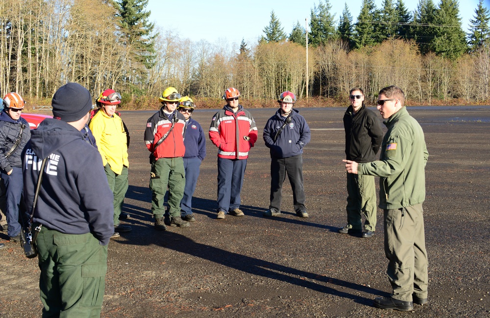 Coast Guard aircrew trains with Clatskanie Fire and Rescue