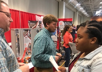 Corps technical experts prep freshmen for future STEM careers