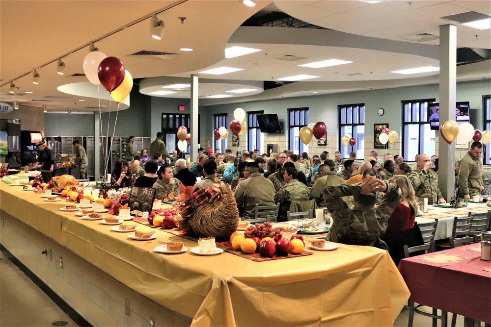 Fort McCoy holds annual Thanksgiving meal