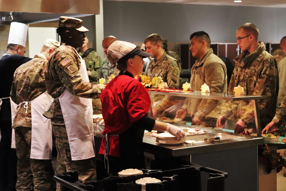 Fort McCoy holds annual Thanksgiving meal