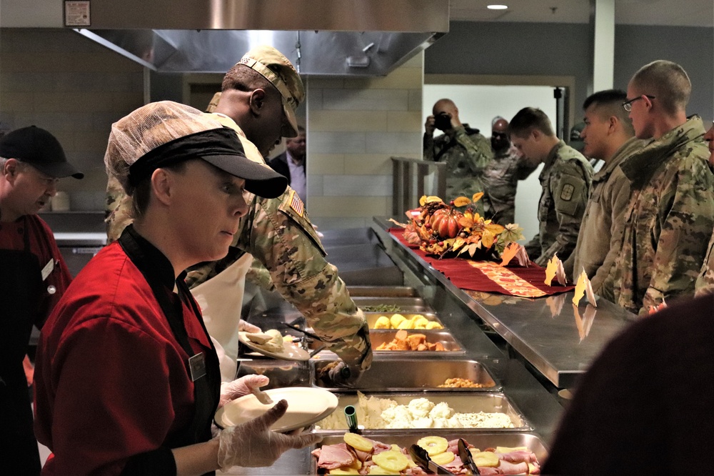 Fort McCoy holds annual Thanksgiving meal