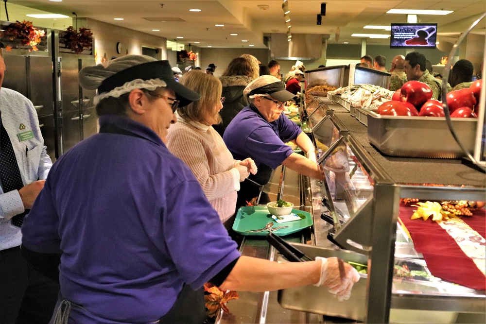 Fort McCoy holds annual Thanksgiving meal