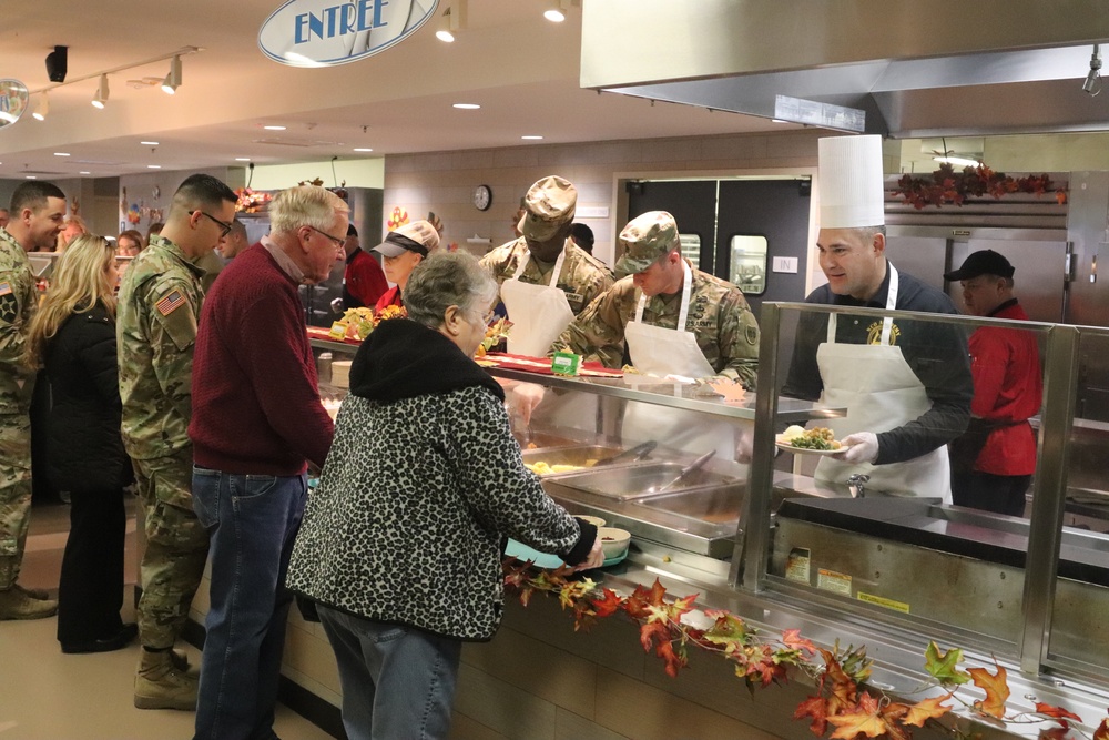 Fort McCoy holds annual Thanksgiving meal