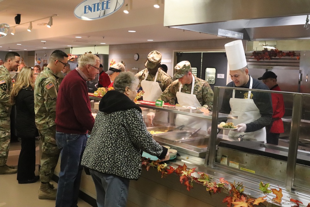 Fort McCoy holds annual Thanksgiving meal