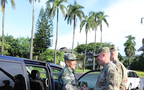 USARPAC DCG greets Maj. Gen. Xu Qiling