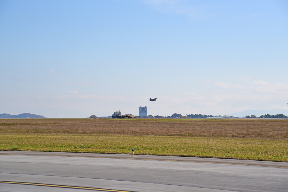 Amalgam Dart 20-4 live-fly training exercise