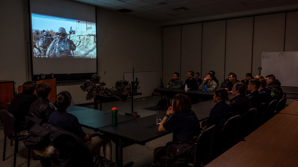 Air Force ROTC cadets experience Illinois Air National Guard in Peoria