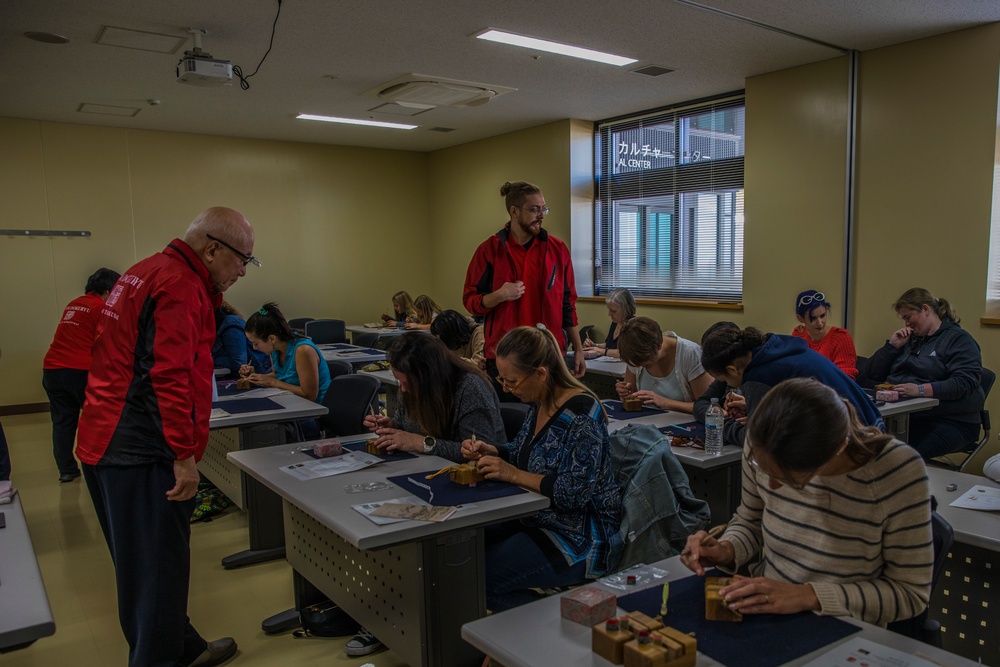 MCAS Iwakuni residents attend Tenkoku stamp class