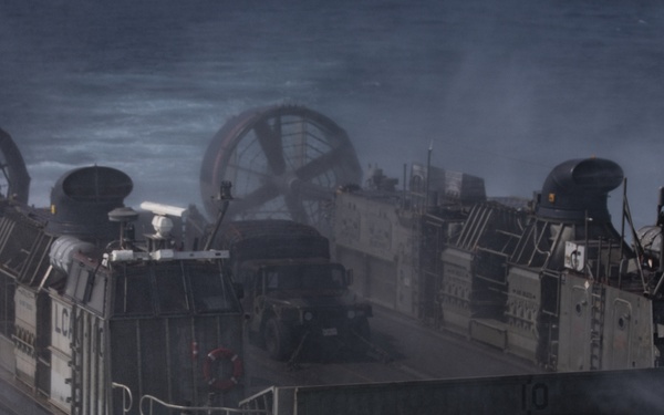 Tiger TRIUMPH: U.S. Marines and Sailors begin Sea Phase