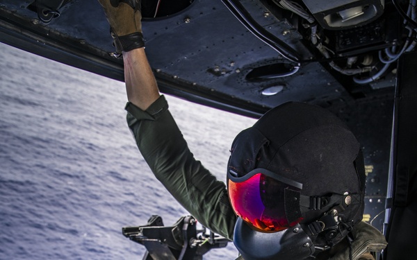 Evil Eyes perform air show for 11th MEU, Boxer ARG