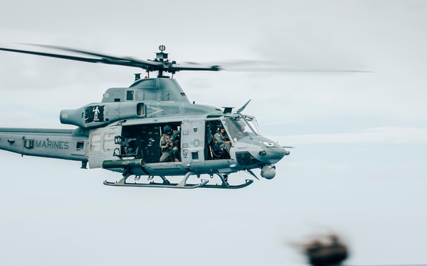 Evil Eyes perform air show for 11th MEU, Boxer ARG