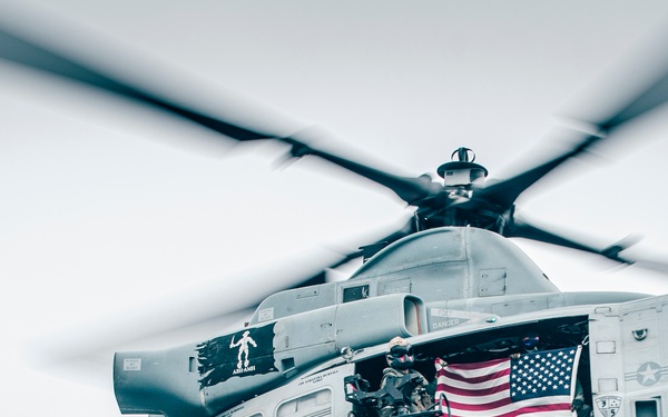 Evil Eyes perform air show for 11th MEU, Boxer ARG