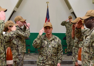 DESRON 7 Holds Change of Command Ceremony in Singapore