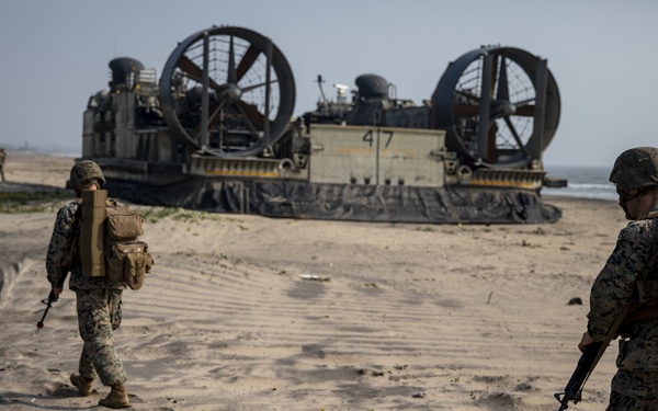 Tiger TRIUMPH: India-U.S. practice HADR