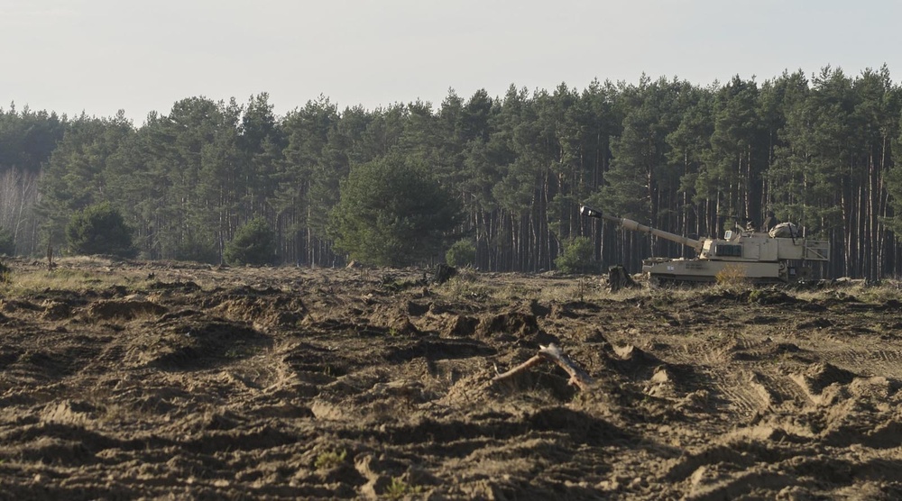 3rd Battalion, 16th Field Artillery Regiment conducts live fire exercise