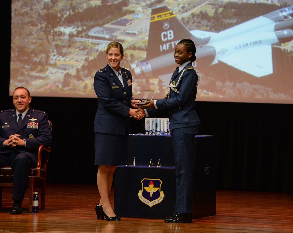 1st SOW commander speaks to the Air Force’s newest aviators