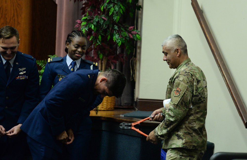 1st SOW commander speaks to the Air Force’s newest aviators