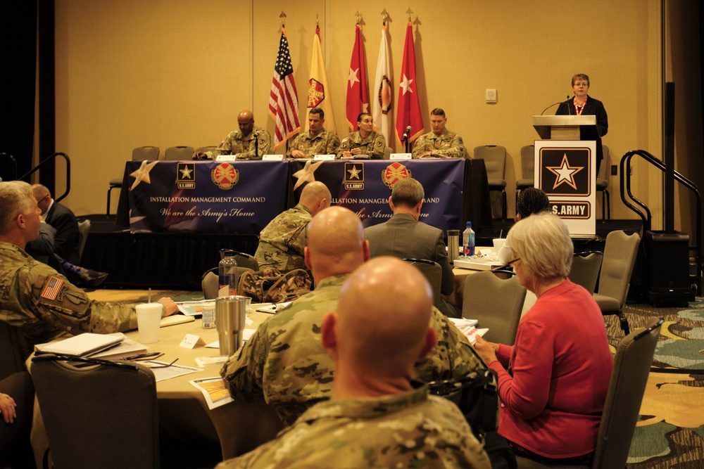 IMCOM command teams discuss housing, installation management best practices