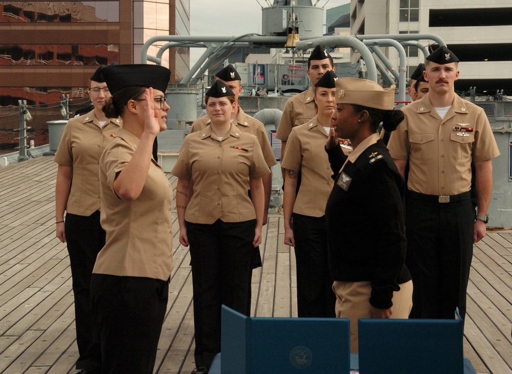 Naval Museum hosts a re-enlistment ceremony