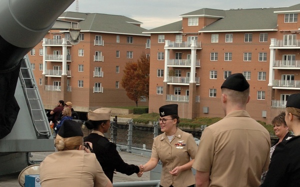 Naval Museum hosts a re-enlistment ceremony