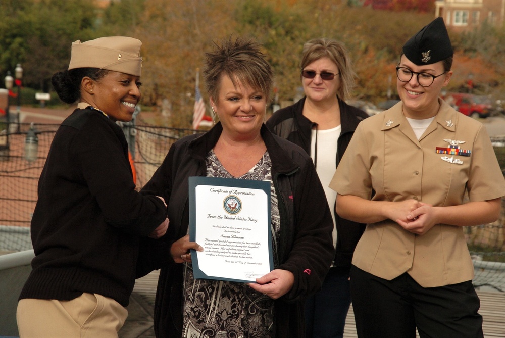 Naval Museum hosts a re-enlistment ceremony