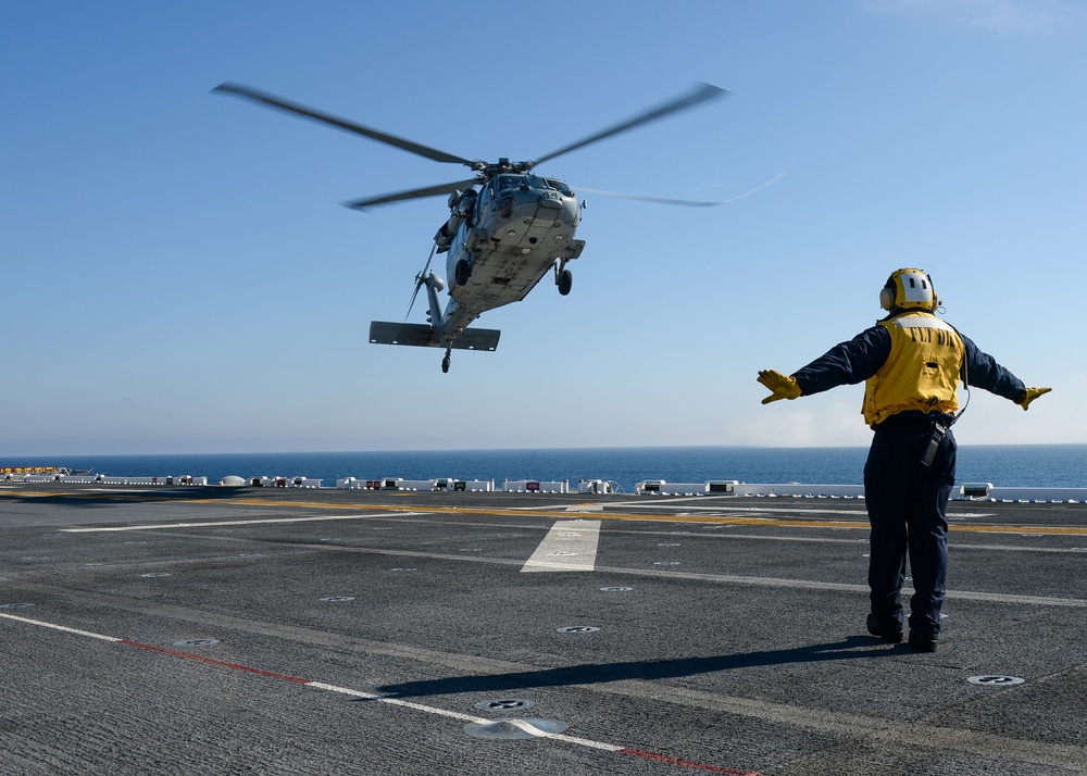 Makin Island Underway