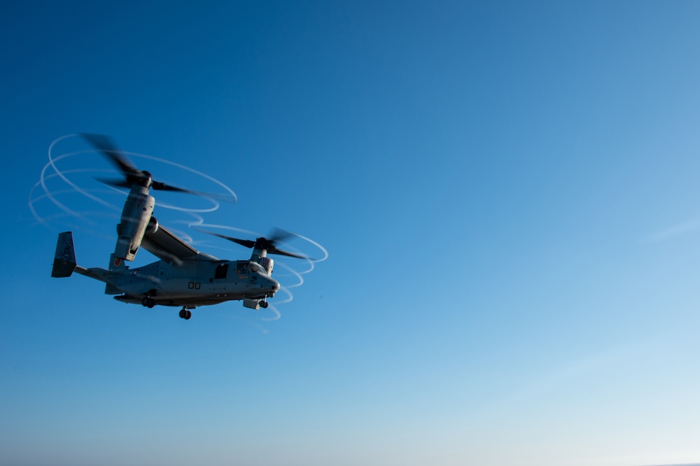 Makin Island Underway