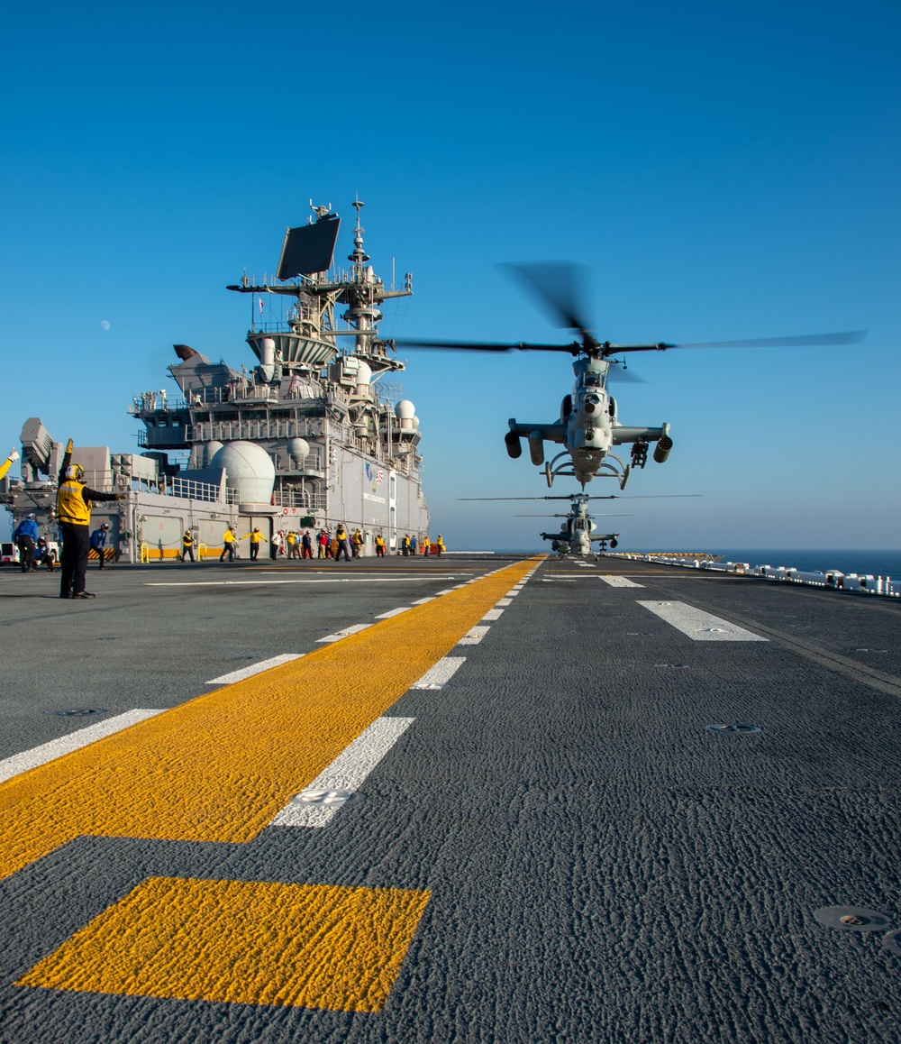 Makin Island Underway