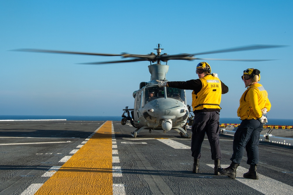 Makin Island Underway