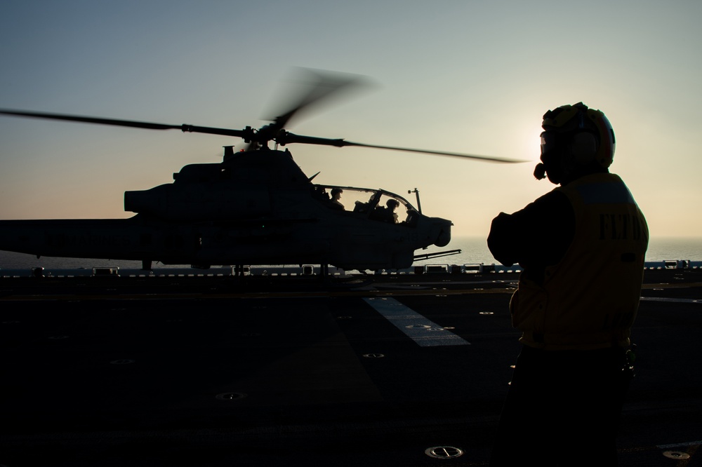 Makin Island Underway