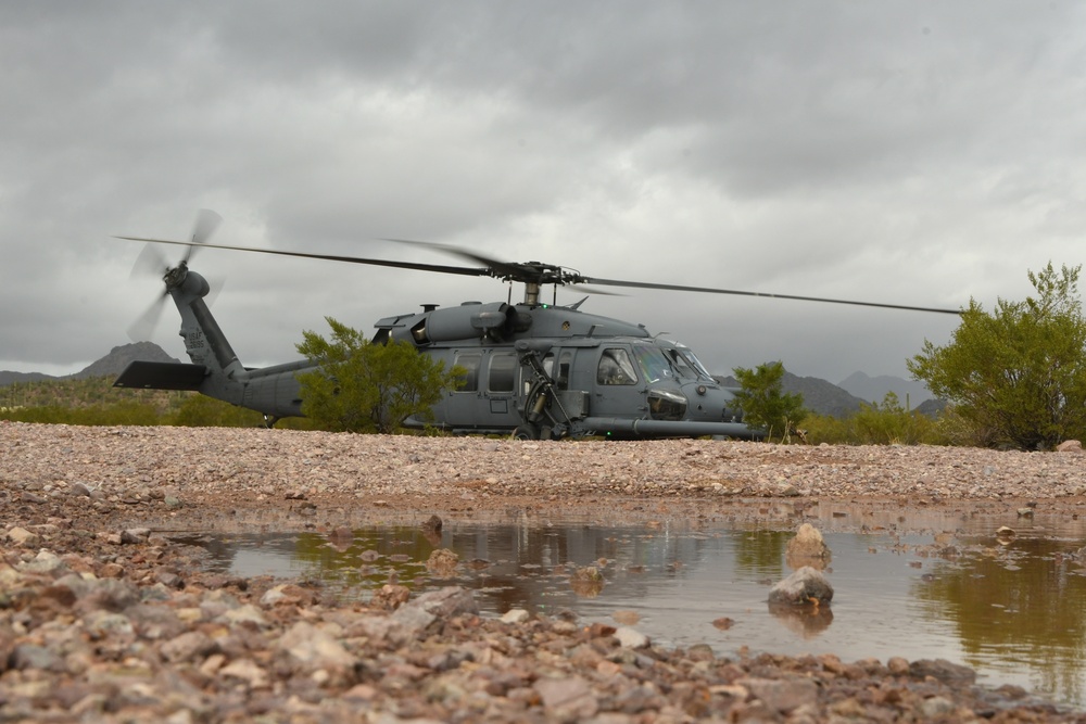 55th RQS Helicopter to Helicopter Training