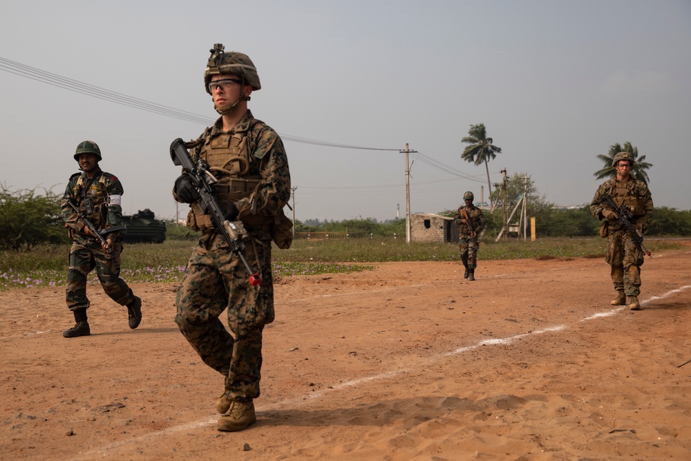 Tiger TRIUMPH: India-U.S. practice HADR