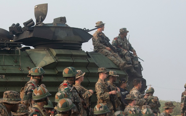 Tiger TRIUMPH: India-U.S. practice HADR