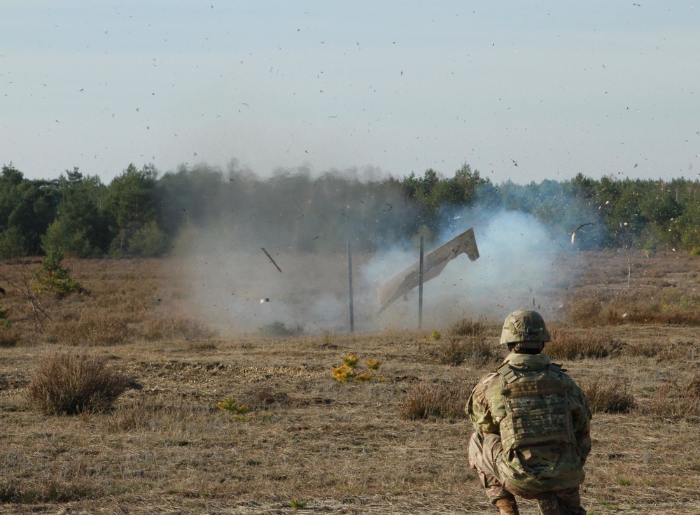 8th Brigade Engineer Battalion conducts demolition qualifciation