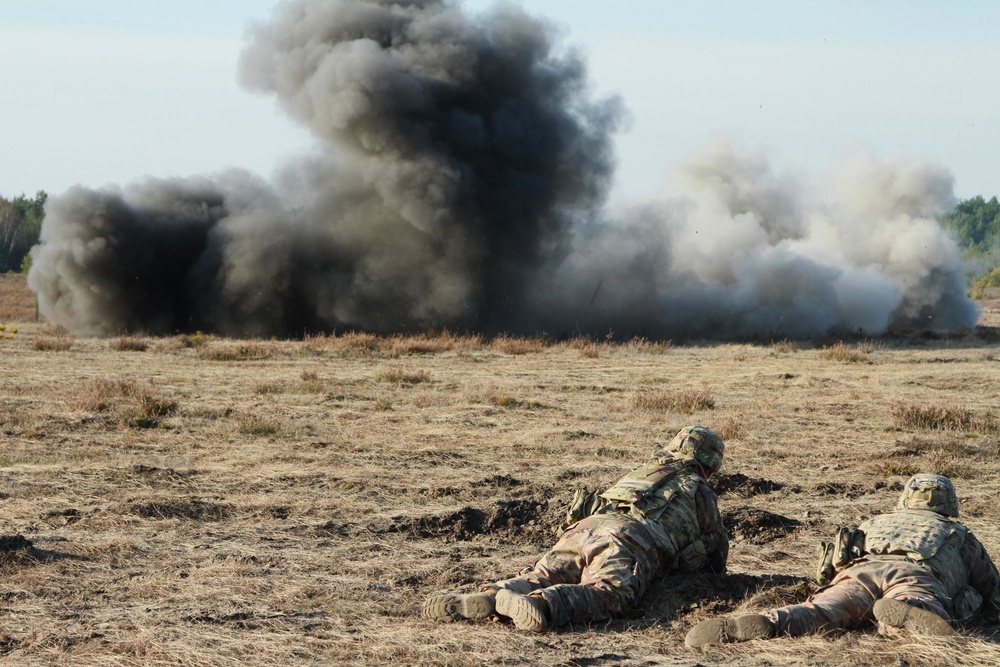 8th Brigade Engineer Battalion conducts demolition qualifciation