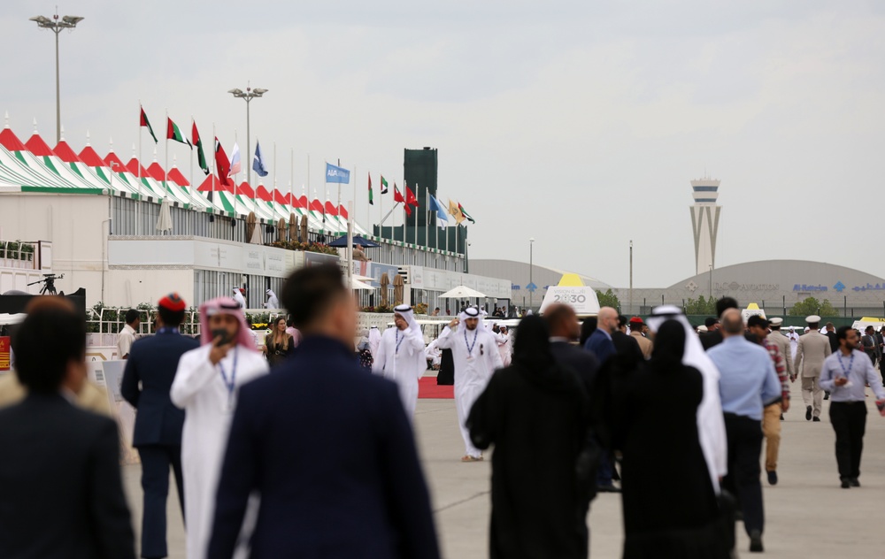 U.S. Navy showcases aircraft capabilities during 2019 Dubai Airshow