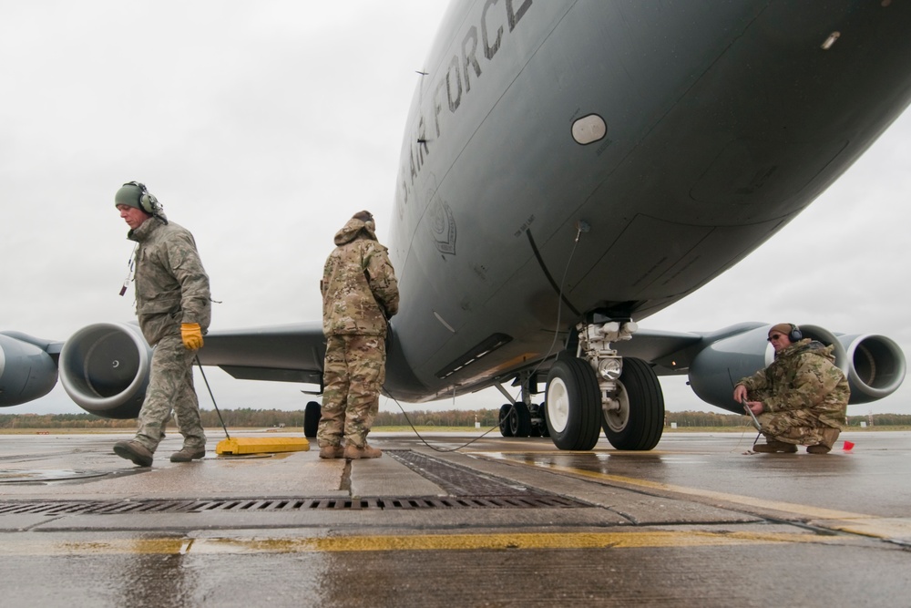121st ARW supports refueling E-3A AWACS