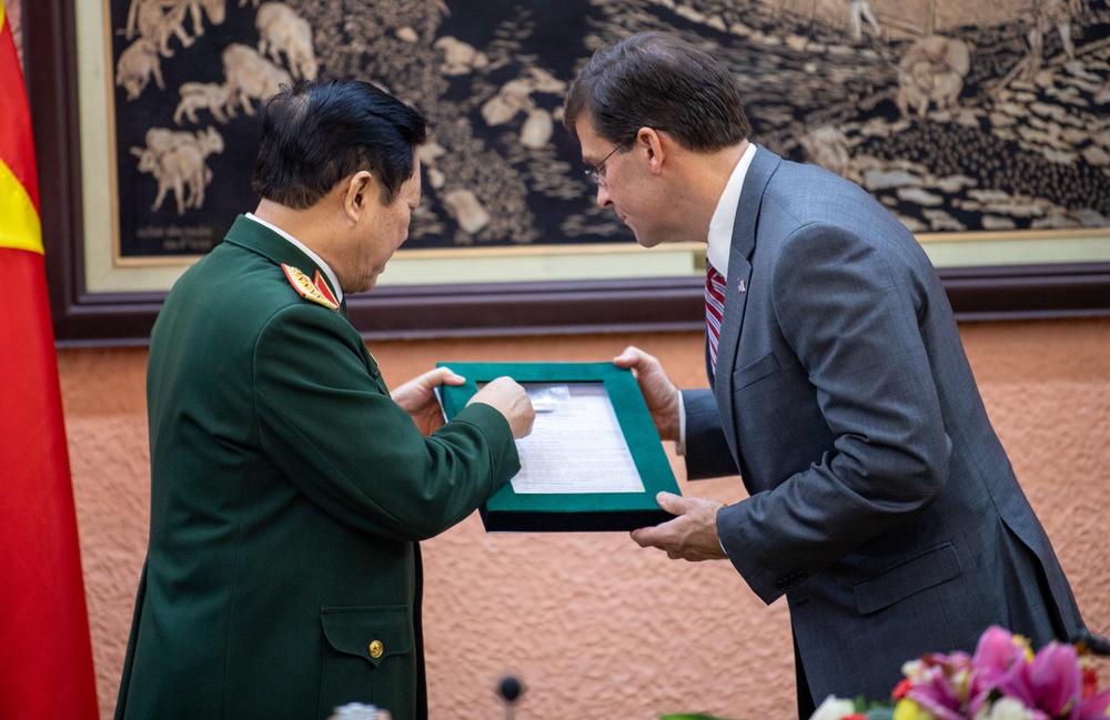 SecDef Esper Exchanges Artifacts with Vietnam Minister of Defense Gen. Ngô Xuân Lịchin