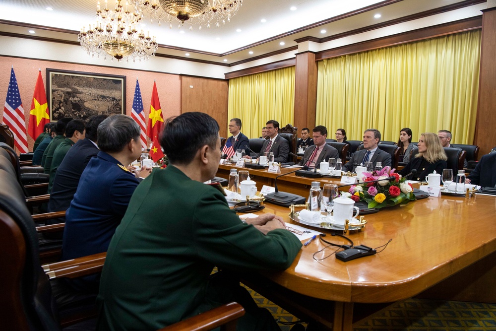 SecDef Esper Meets With Vietnam Minister of Defense Gen. Ngô Xuân Lịch