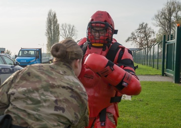 Law Enforcement Certification: OC spray level 2
