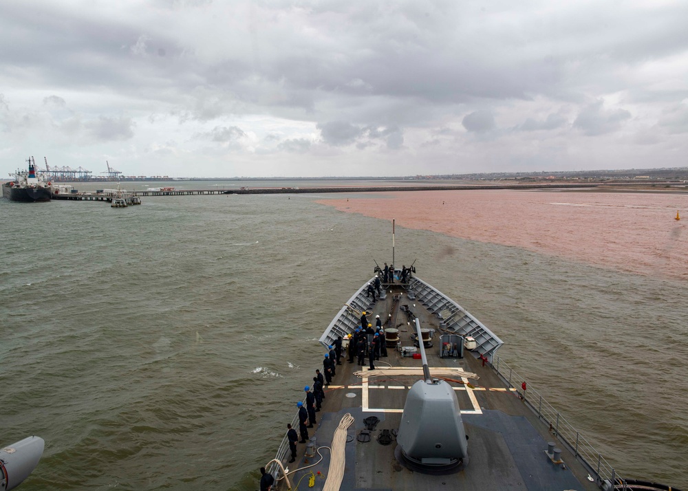 USS Normandy Refuels In Djibouti