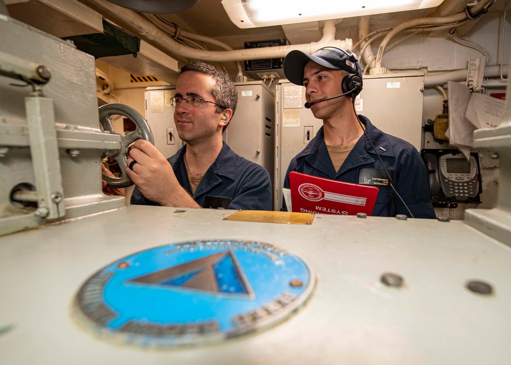 USS Normandy, USS Lassen Transit Strait Of Hormuz
