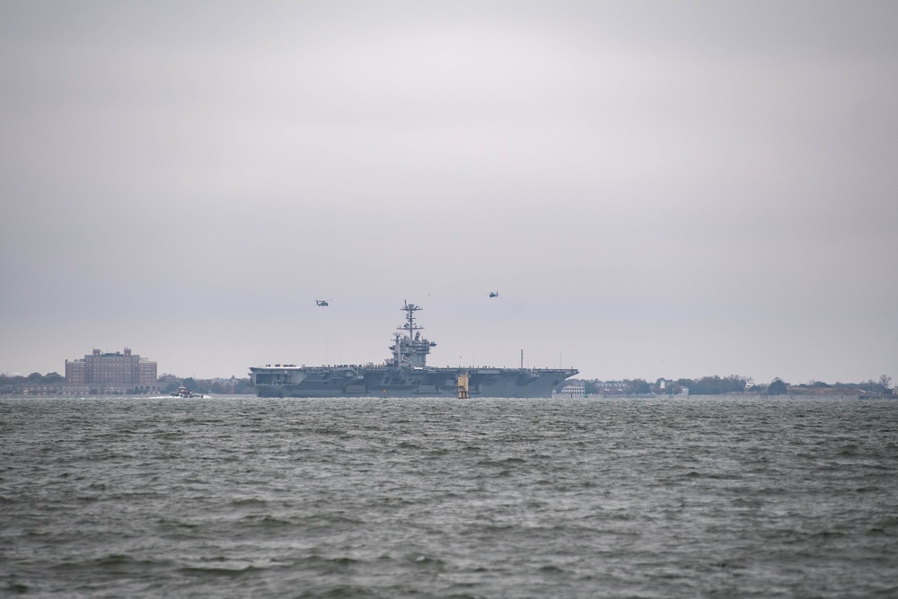 The aircraft carrier USS Harry S. Truman (CVN 75) departs Naval Station Norfolk